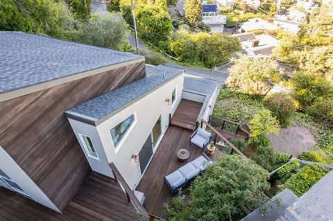 Exterior - 205 Cazneau Ave, Sausalito, CA 94965 photo 11 of 12