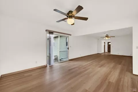 Living - 1383 Sanderling Dr, Fairfield, CA 94533 photo 8 of 10