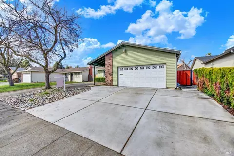 Exterior - 1383 Sanderling Dr, Fairfield, CA 94533 photo 17 of 22