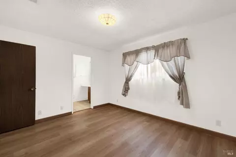Bedroom - 1383 Sanderling Dr, Fairfield, CA 94533 photo 8 of 10