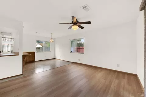 Living - 1383 Sanderling Dr, Fairfield, CA 94533 photo 10 of 10