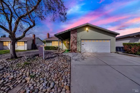 Exterior - 1383 Sanderling Dr, Fairfield, CA 94533 photo 11 of 22