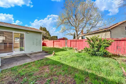Exterior - 1383 Sanderling Dr, Fairfield, CA 94533 photo 2 of 22