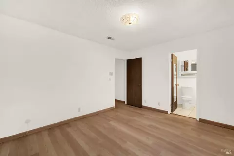 Bedroom - 1383 Sanderling Dr, Fairfield, CA 94533 photo 9 of 10
