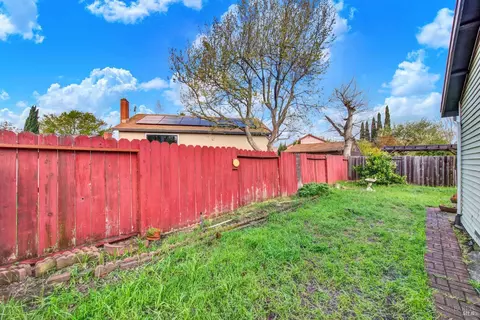 Exterior - 1383 Sanderling Dr, Fairfield, CA 94533 photo 7 of 22