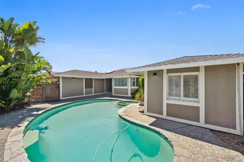 11 Saint Lucia Pl, Tiburon, CA 94920