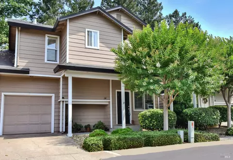 14 Avalon Ct, Napa, CA 94558