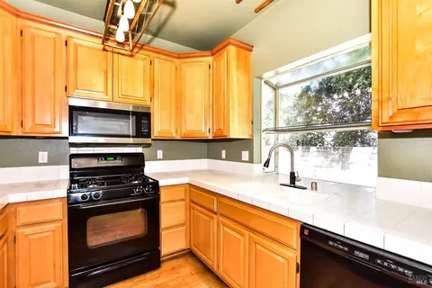 14 Avalon Ct, Napa, CA 94558 photo 7