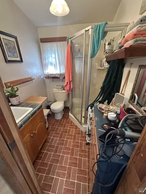 Bath - 12 Benson Ave, Vallejo, CA 94590 photo 2 of 2