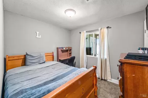 Bedroom - 125 Mari Ct, Vallejo, CA 94589 photo 1 of 8