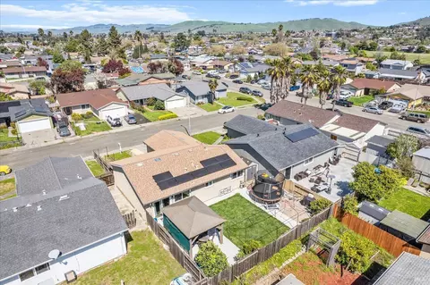 View/Area - 125 Mari Ct, Vallejo, CA 94589 photo 2 of 4