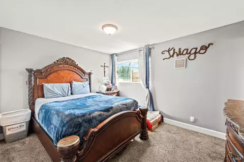Bedroom - 125 Mari Ct, Vallejo, CA 94589 photo 6 of 8