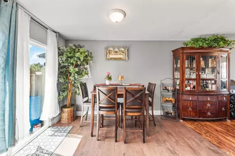 Dining - 125 Mari Ct, Vallejo, CA 94589 photo 1 of 2