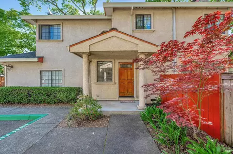 956 Edwards Ave, Santa Rosa, CA 95401