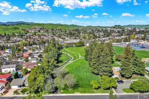 View/Area - 1798 Barton Dr, Fairfield, CA 94534 photo 3 of 5