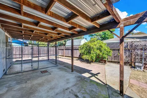 Exterior - 1798 Barton Dr, Fairfield, CA 94534 photo 6 of 13