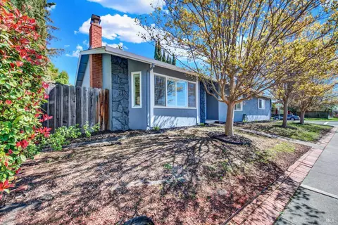Exterior - 1798 Barton Dr, Fairfield, CA 94534 photo 3 of 13