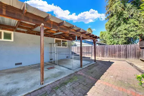 Exterior - 1798 Barton Dr, Fairfield, CA 94534 photo 4 of 13