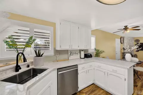 Kitchen - 1798 Barton Dr, Fairfield, CA 94534 photo 2 of 6