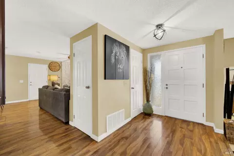 Entry Way - 1798 Barton Dr, Fairfield, CA 94534 photo 2 of 2