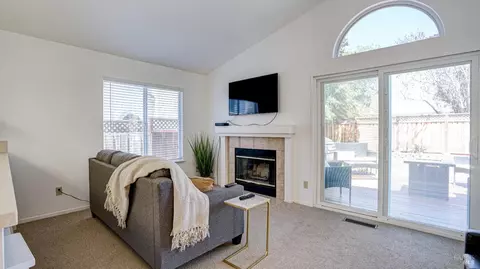 Bedroom - 504 White Ash Ct, Windsor, CA 95492 photo 9 of 9