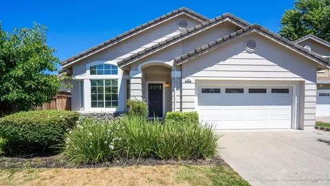 504 White Ash Ct, Windsor, CA 95492