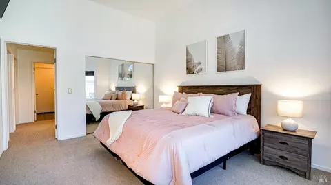 Bedroom - 504 White Ash Ct, Windsor, CA 95492 photo 6 of 9
