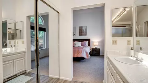 Bedroom - 504 White Ash Ct, Windsor, CA 95492 photo 8 of 9