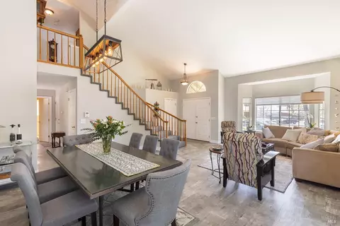 Dining - 9819 Rosina Ct, Windsor, CA 95492 photo 1 of 2