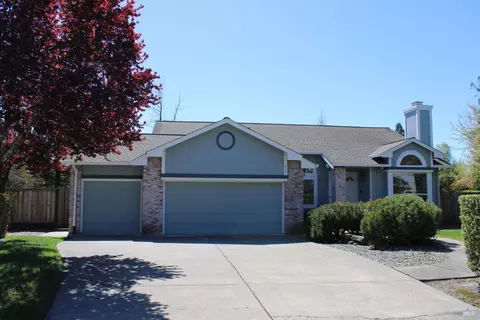 414 Blazing Star Ct, Windsor, CA 95492