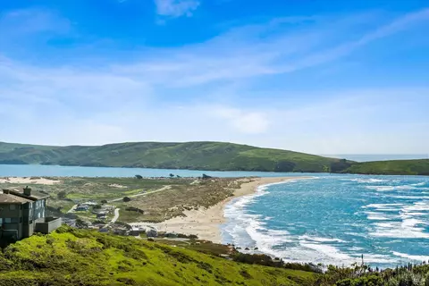 View/Area - 565 Oceana Dr, Dillon Beach, CA 94929 photo 1 of 11