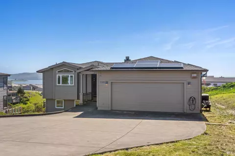 Exterior - 565 Oceana Dr, Dillon Beach, CA 94929 photo 8 of 9
