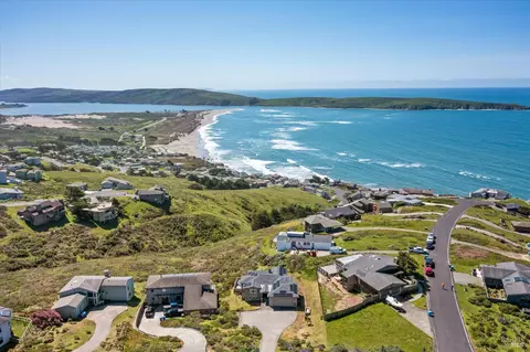 View/Area - 565 Oceana Dr, Dillon Beach, CA 94929 photo 8 of 11