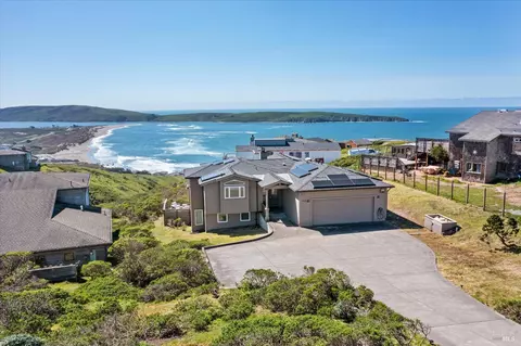 View/Area - 565 Oceana Dr, Dillon Beach, CA 94929 photo 4 of 11