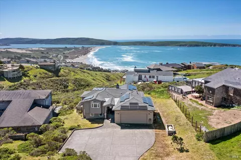 View/Area - 565 Oceana Dr, Dillon Beach, CA 94929 photo 5 of 11