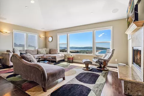 Bedroom - 565 Oceana Dr, Dillon Beach, CA 94929 photo 1 of 9