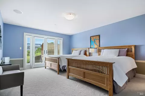 Bedroom - 565 Oceana Dr, Dillon Beach, CA 94929 photo 8 of 9