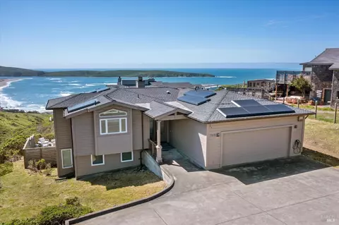 565 Oceana Dr, Dillon Beach, CA 94929