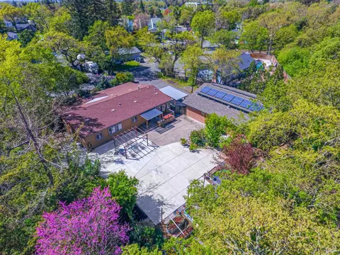 189 Jensen Ln, Windsor, CA 95492 photo 4