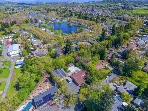 189 Jensen Ln, Windsor, CA 95492 photo 9