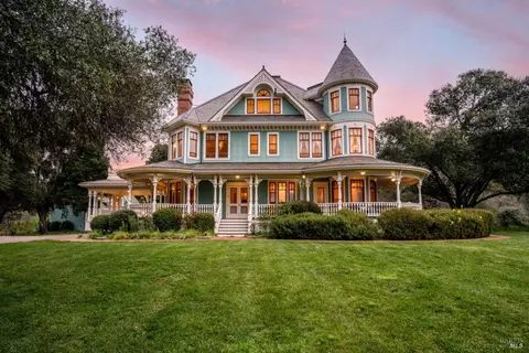 11535 East Rd, Redwood Valley, CA 95470