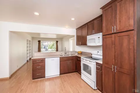 Kitchen - 1001 E Macarthur St, Sonoma, CA 95476 photo 4 of 4