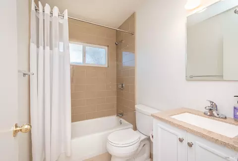 Bath - 1001 E Macarthur St, Sonoma, CA 95476 photo 1 of 3