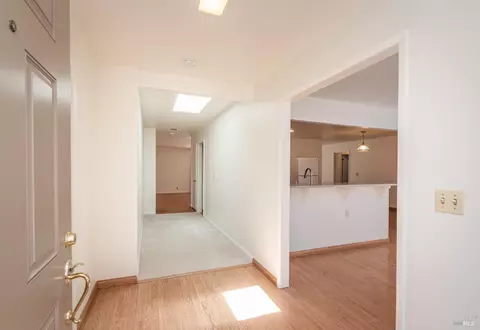 Entry Way - 1001 E Macarthur St, Sonoma, CA 95476 photo 1 of 1