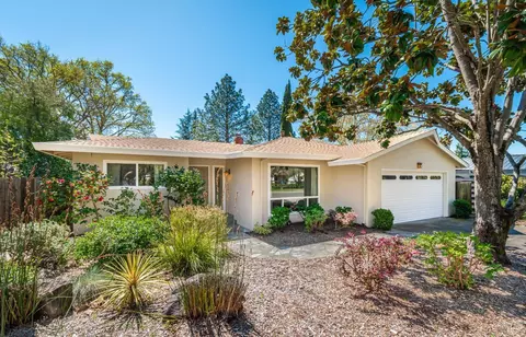 Exterior - 1001 E Macarthur St, Sonoma, CA 95476 photo 5 of 18