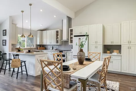 3565 Sandybrook Ln, Napa, CA 94558