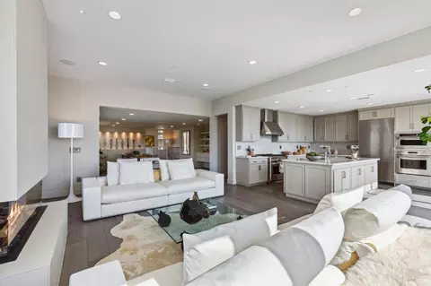 Living - 2 Waterline Pl, Richmond, CA 94801 photo 9 of 9
