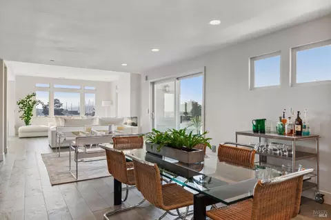 Dining - 2 Waterline Pl, Richmond, CA 94801 photo 7 of 8