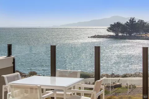 Dining - 2 Waterline Pl, Richmond, CA 94801 photo 1 of 8