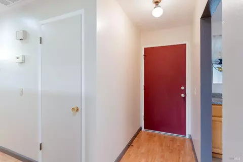 435 Washo Dr, Ukiah, CA 95482 photo 4